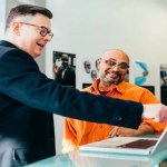 myynti ja buukkaukset