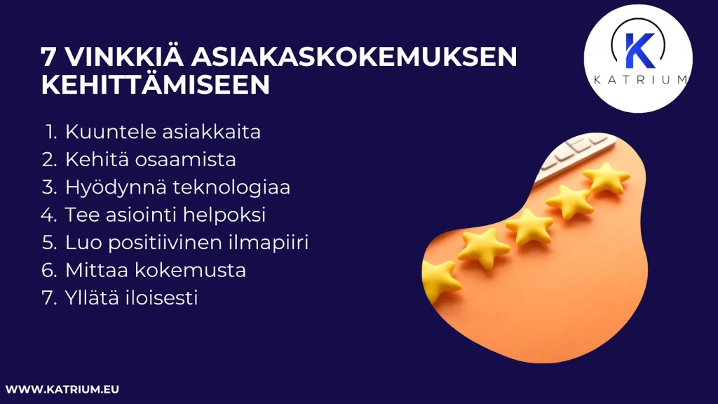 Infograafi esittelee seitsemän käytännön vinkkiä asiakaskokemuksen kehittämiseen, kuten asiakkaiden kuuntelemisen, teknologian hyödyntämisen ja positiivisen ilmapiirin luomisen.
