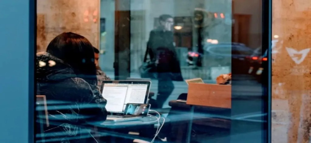 telephone-contact-centers