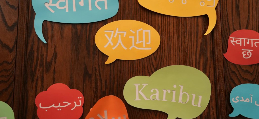 Monikielinen asiakaspalvelu